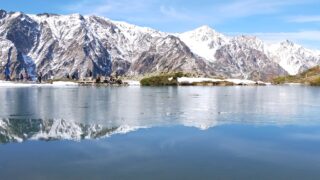 白馬八方池の紅葉と冠雪の白馬三山の絶景を楽しむ秋の八方尾根トレッキング